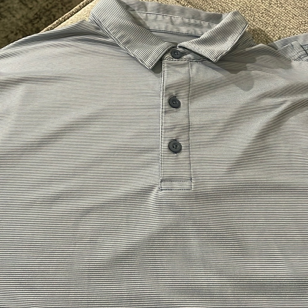 Men’s Callaway Golf polo, Size L, Blue with white stripe
